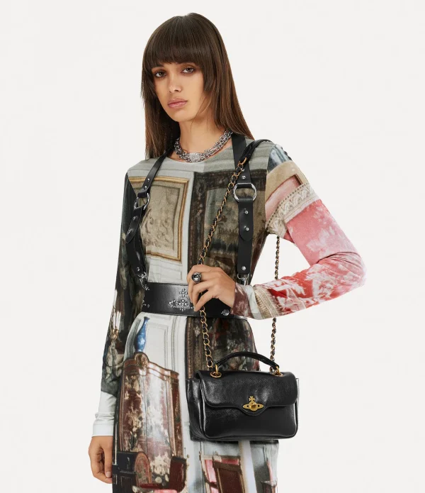 Anita Chain Shoulder Bag