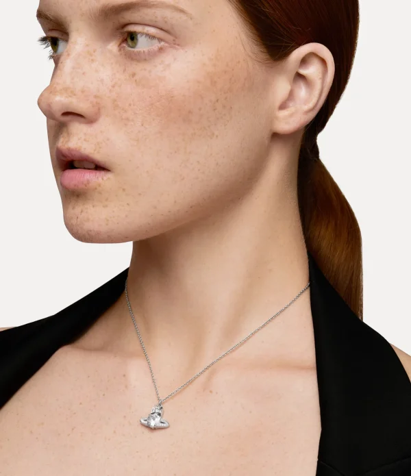 Ariella Pendant Necklace