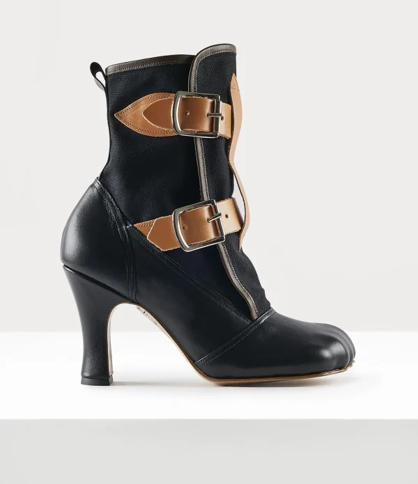 Bondage Boot