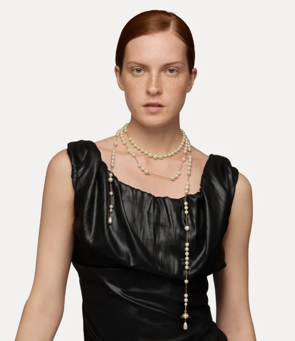 Broken Pearl Necklace