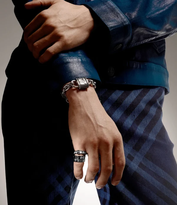 Conduit Street Ring