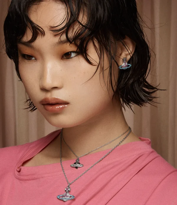 Kika Pendant Necklace