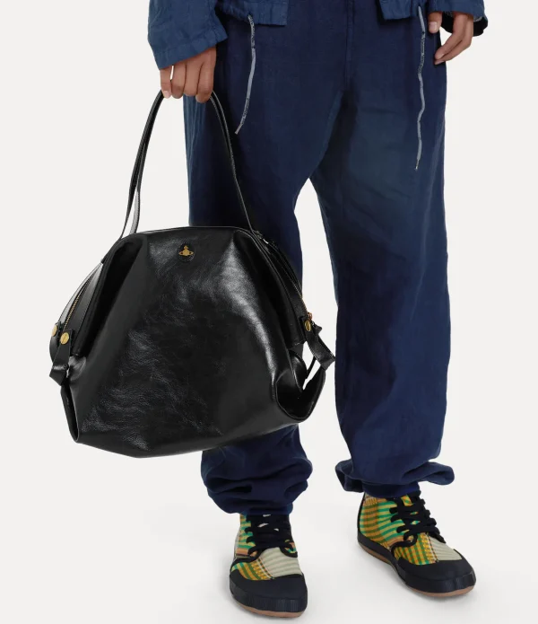 Mara Holdall