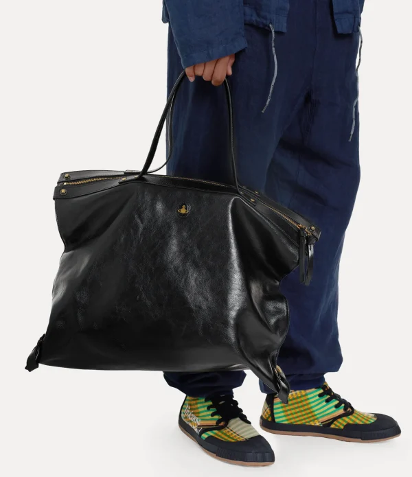 Mara Holdall