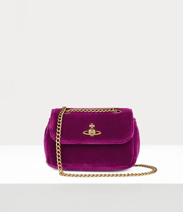 Small Purse With Chain