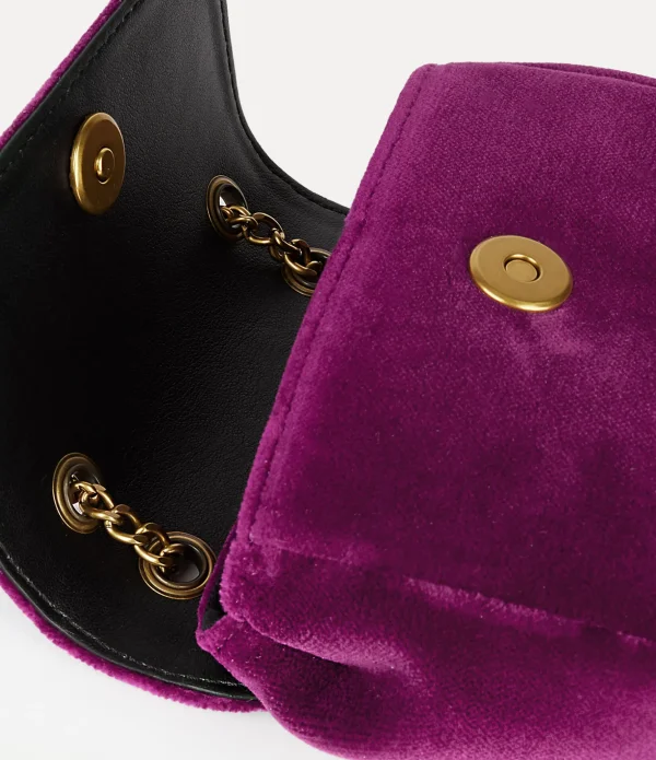 Small Purse With Chain
