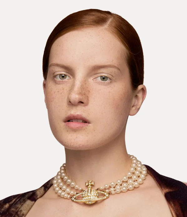 Three Row Pearl Bas Relief Choker