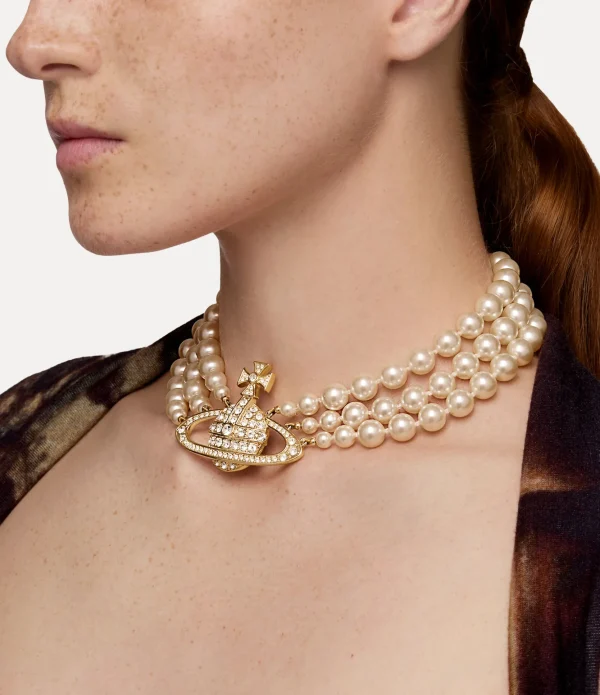 Three Row Pearl Bas Relief Choker