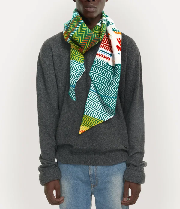 Two Point Scarf