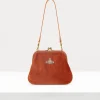 Vivienne's Clutch