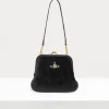 Vivienne's Clutch