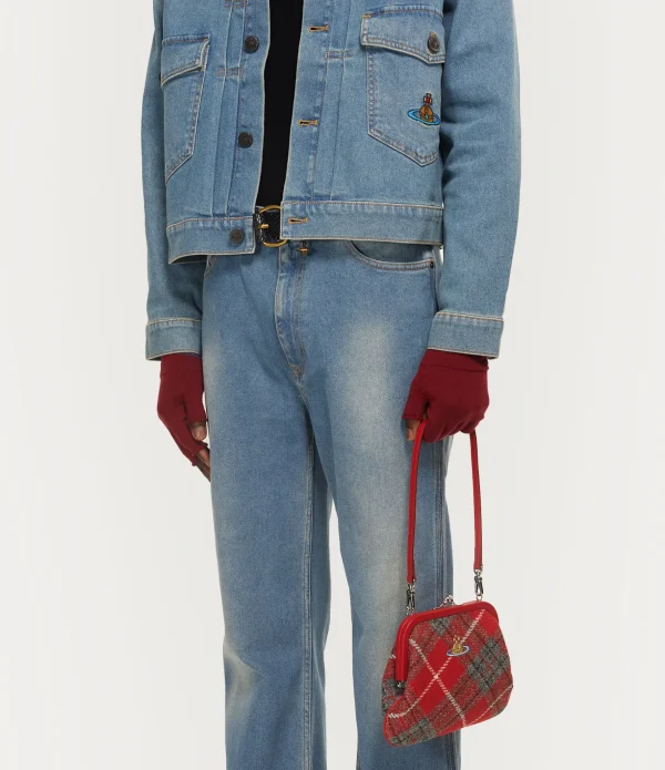 Vivienne's Clutch