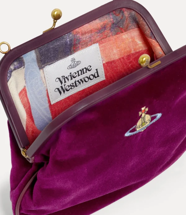 Vivienne's Clutch