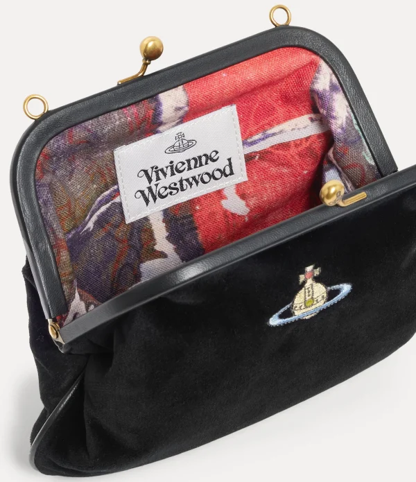 Vivienne's Clutch