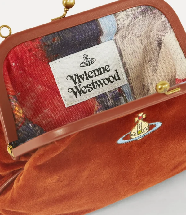 Vivienne's Clutch